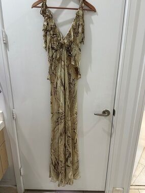 Flattering V neck long dress